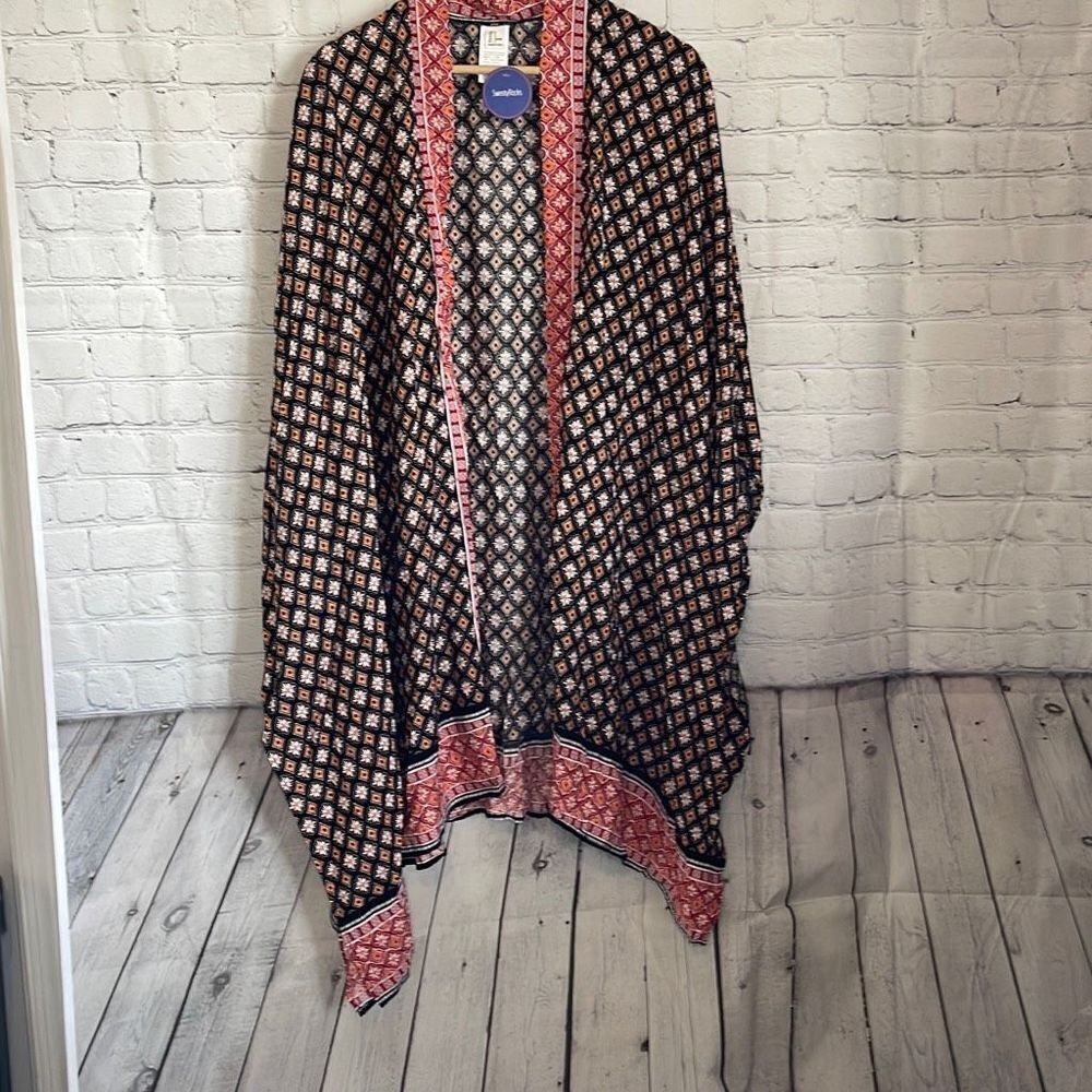 Sweaty Rocks Women’s Black Orange‎ Kimono size small NEW